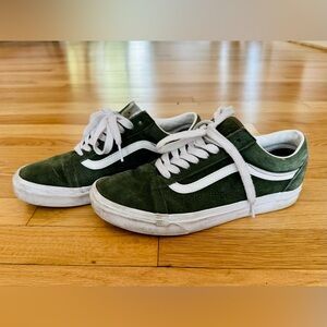 Vans Old Skool - W8.5 / M7 - Suede - Olive and White Sneakers